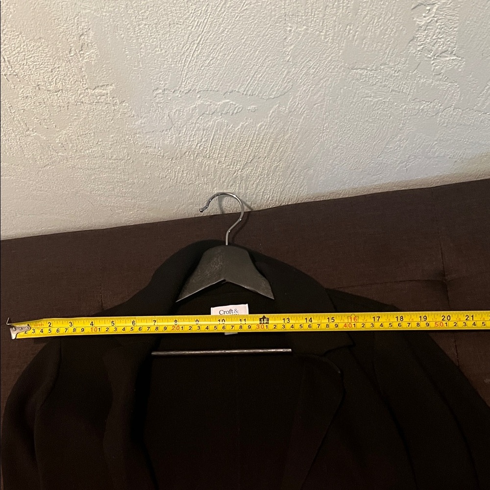 Croft & Barrow Classic Black brown button down Sweater Knit. - Picture 6 of 6